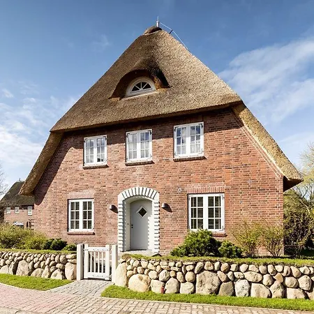 Holiday home Haus Silbermowe 7a List